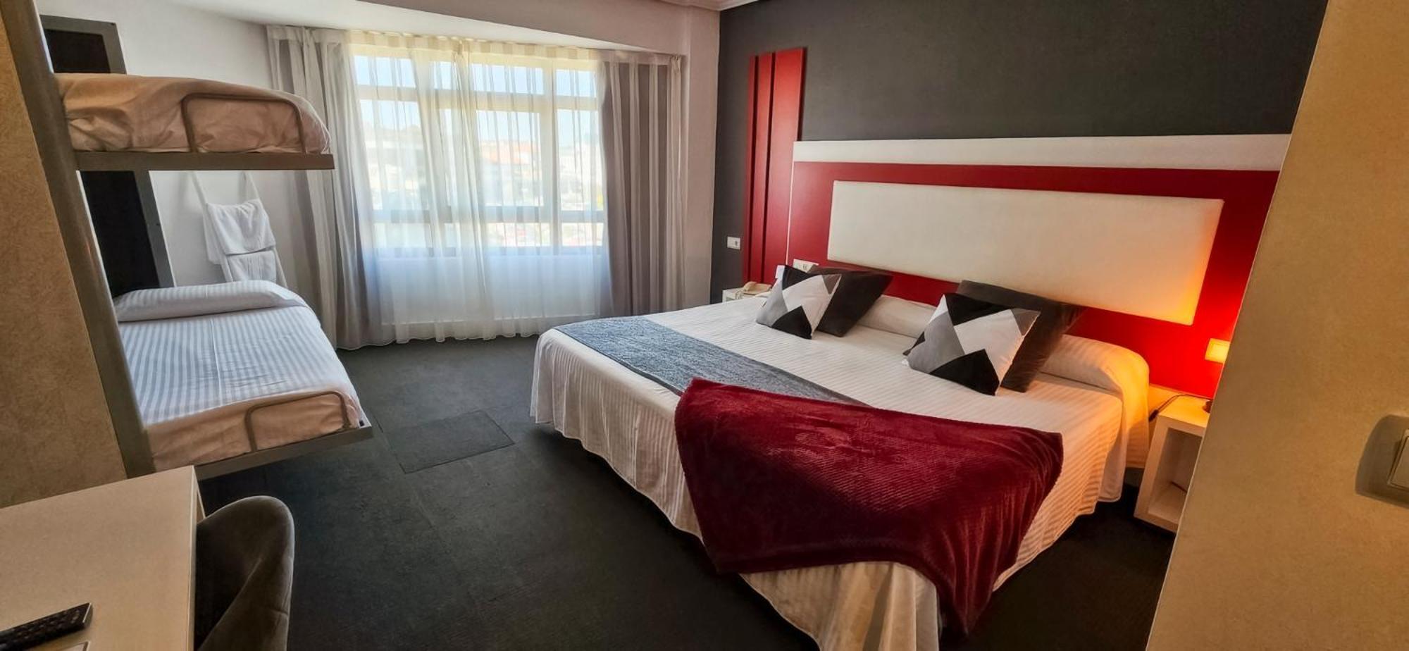 Hotel Spa El Muelle De سوانثيس المظهر الخارجي الصورة