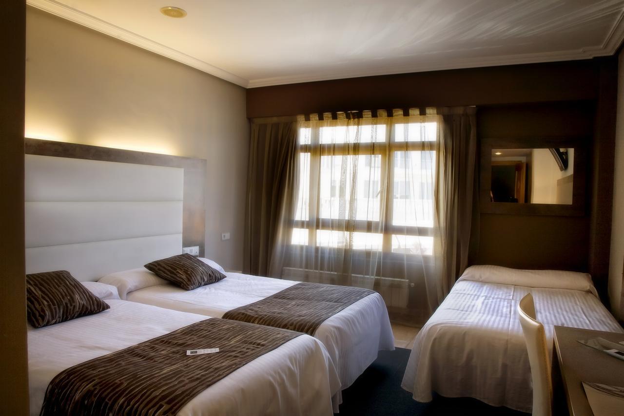 Hotel Spa El Muelle De سوانثيس المظهر الخارجي الصورة